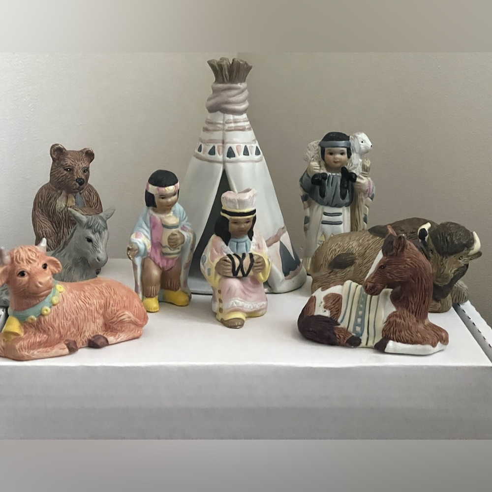 Vintage House of Lloyd Christmas Around the World, 10 Assort Pieces, Native Amer